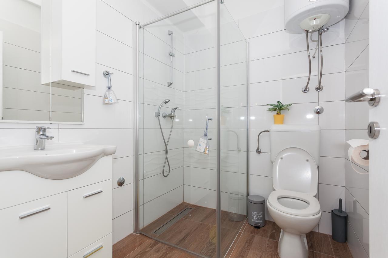Apartment Dome Биоград на Мору Екстериор снимка