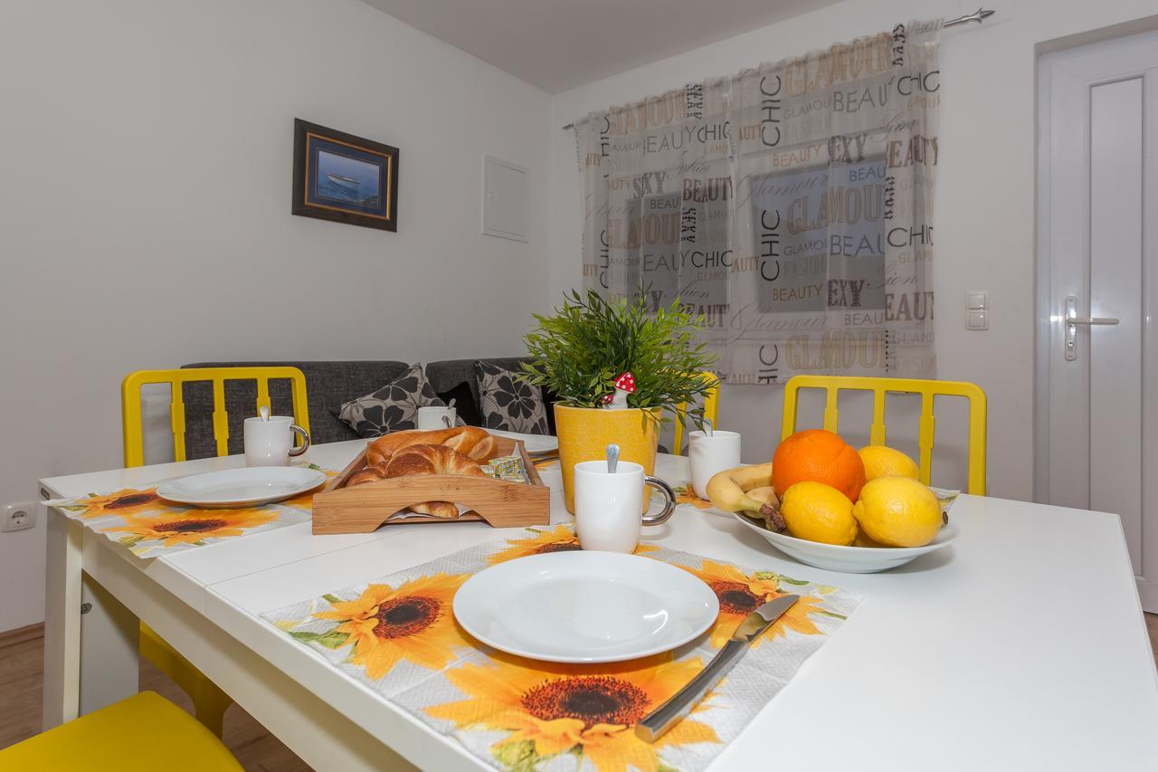 Apartment Dome Биоград на Мору Екстериор снимка