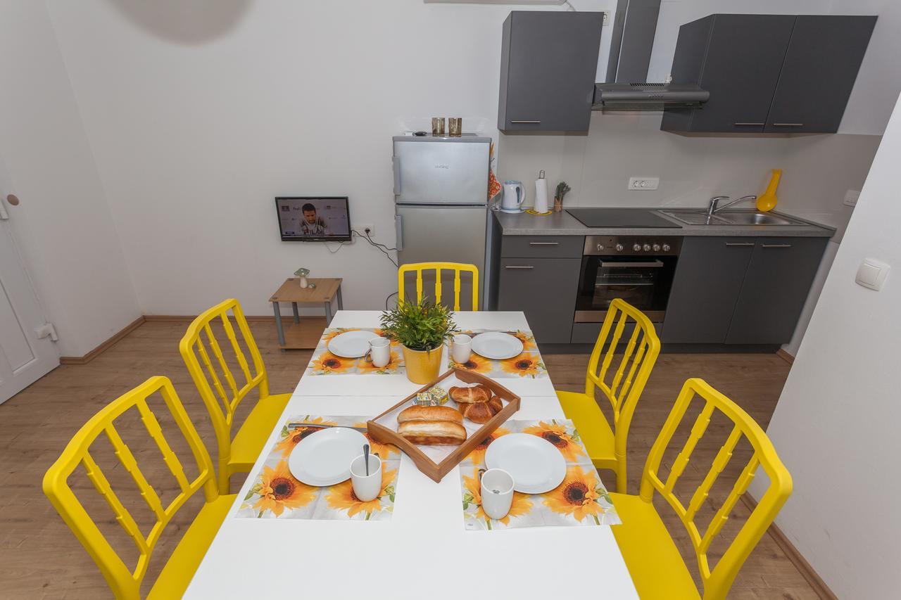 Apartment Dome Биоград на Мору Екстериор снимка
